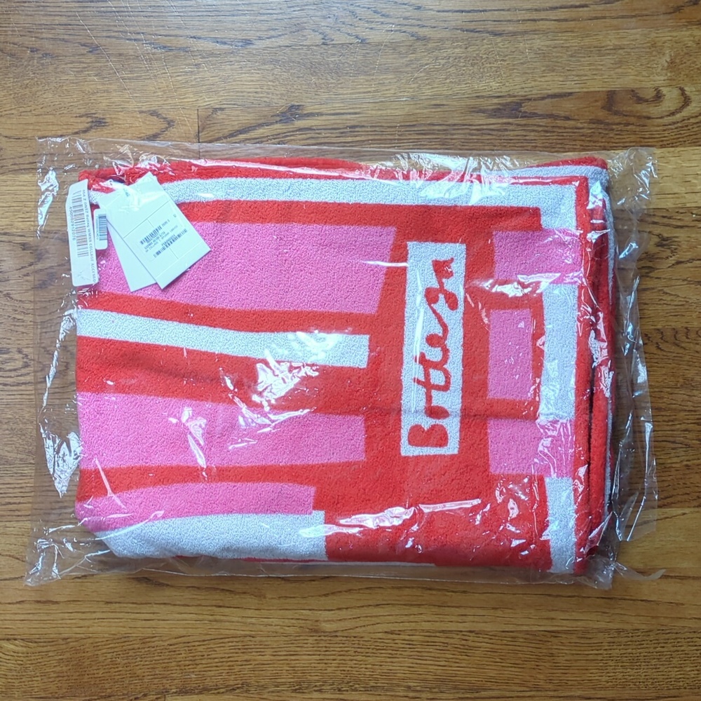 NWT Bottega Veneta Collage Beach Towel Red Pink White Color - Picture 5 of 7